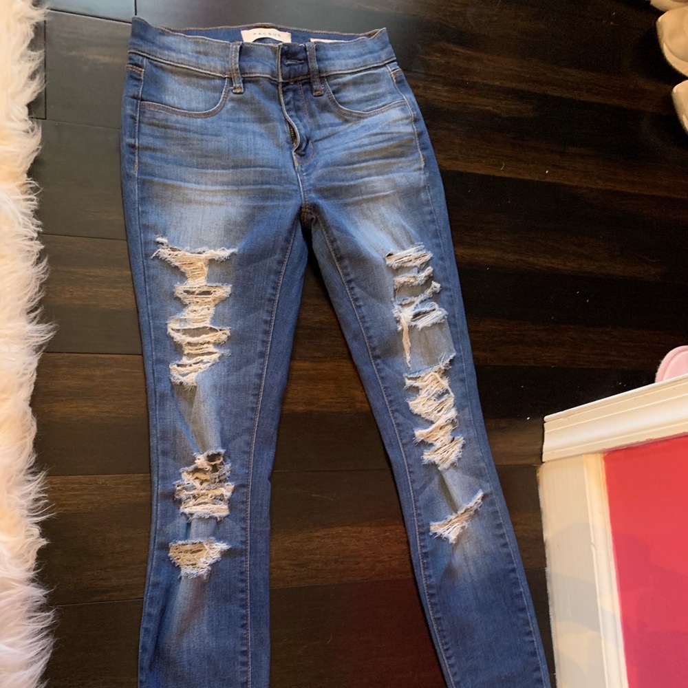 Ripped jeans